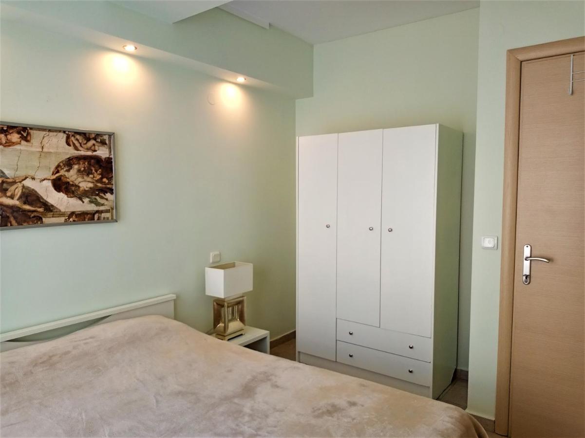 Tzikas Appartement *